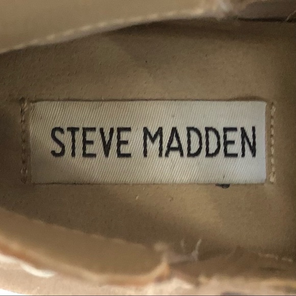 Steve Madden Zenna Tan Leather Ankle Boots w/Silver Studs - Picture 9 of 11